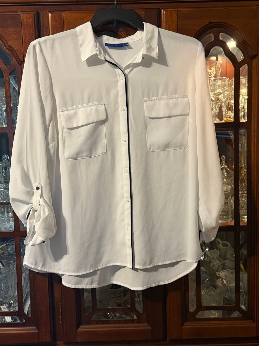 Apt 9 White Women’s Button-Up Shirt with Black Trim
